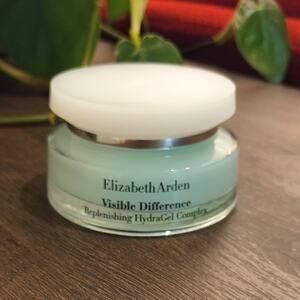 Elizabeth Arden Visible Difference HydraGel 1.7oz NWT- No Box
